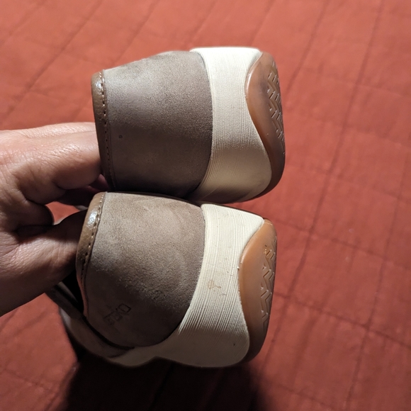 Dansko slip on - Picture 4 of 8